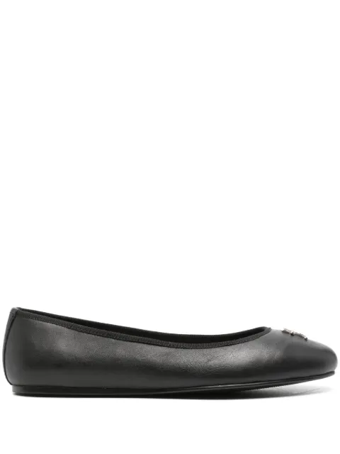 Tommy Hilfiger flats con placa del logo