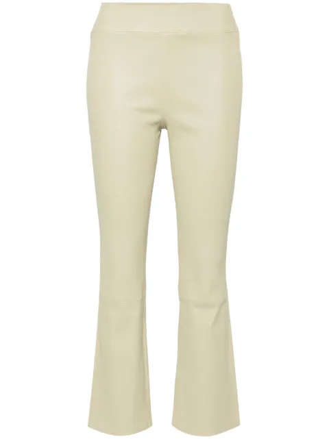 Arma pantalones acampanados