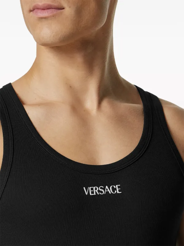 商品画像：Versace ロゴ タンクトップ | ブラック | FARFETCH JP 1