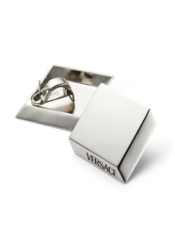 Versace ロゴ ピアス | シルバートーン | FARFETCH JP
