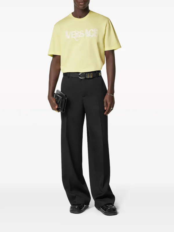 【VERSACE】Embroidered Logo T-shirt Yellow Versace logo-embroidered T-shirt | Yellow | FARFETCH CA
