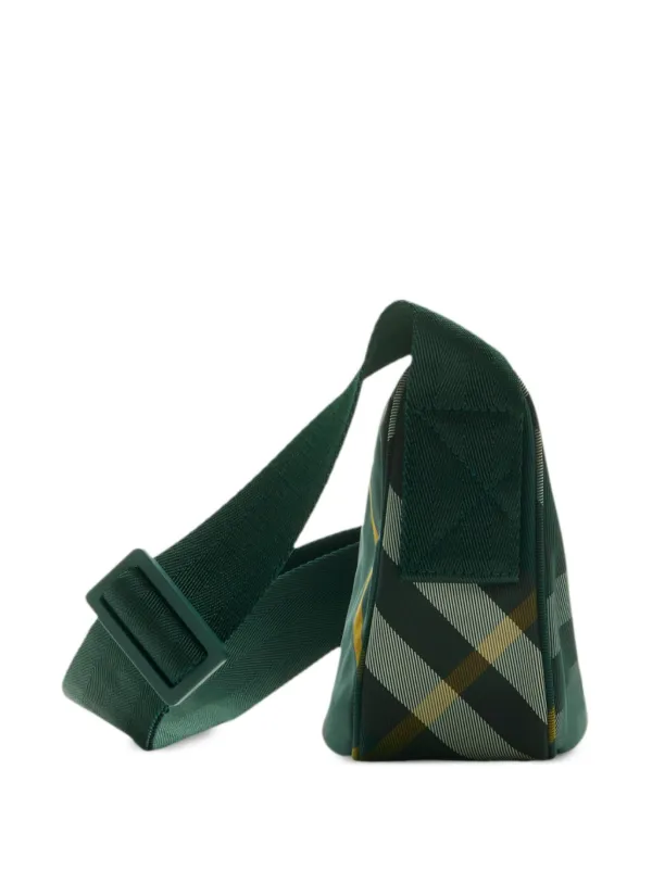 BURBERRY
ブラックレーベルPコート 22900147_52941319_1000.jpg