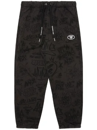 AAPE BY *A BATHING APE®