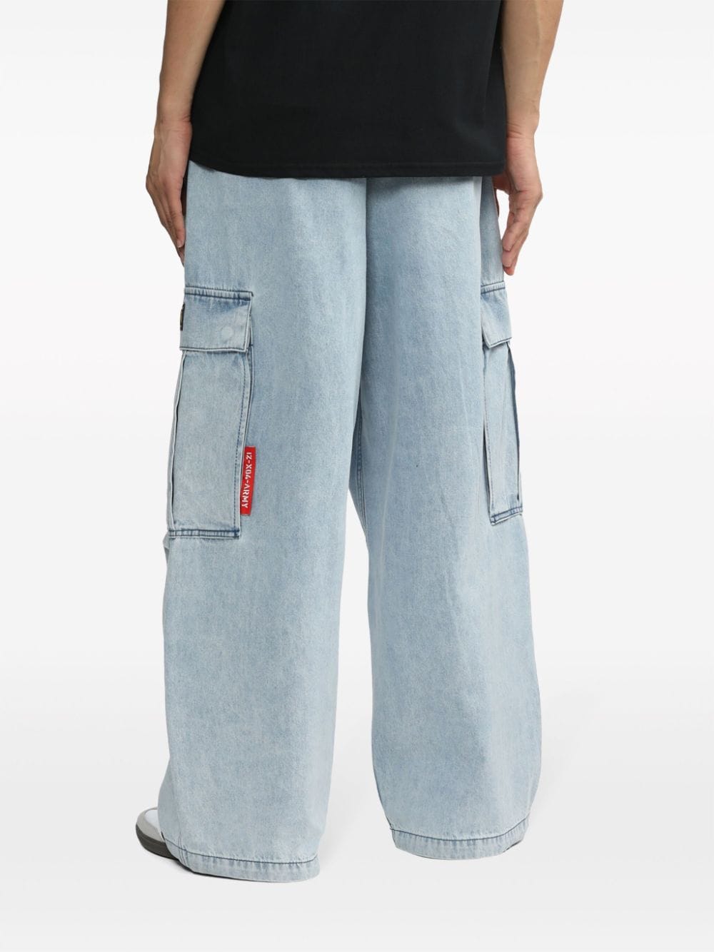 Shop Izzue Wide-leg Jeans In Blau