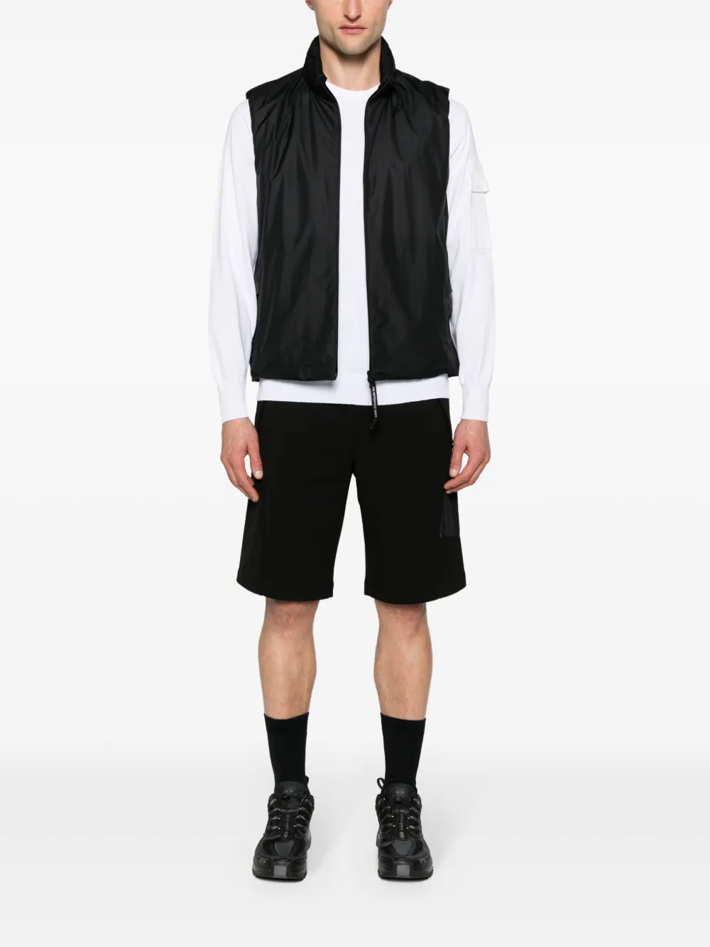 C.P. Company logo-patch cotton-blend jumper | Knitted Sweaters | Image 2