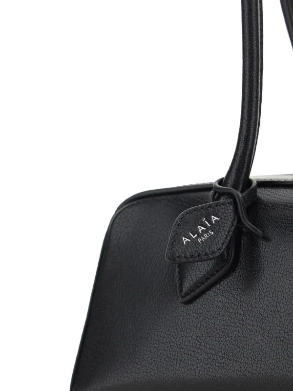 Alaïa レザーショルダーバッグ | ブラック | FARFETCH JP