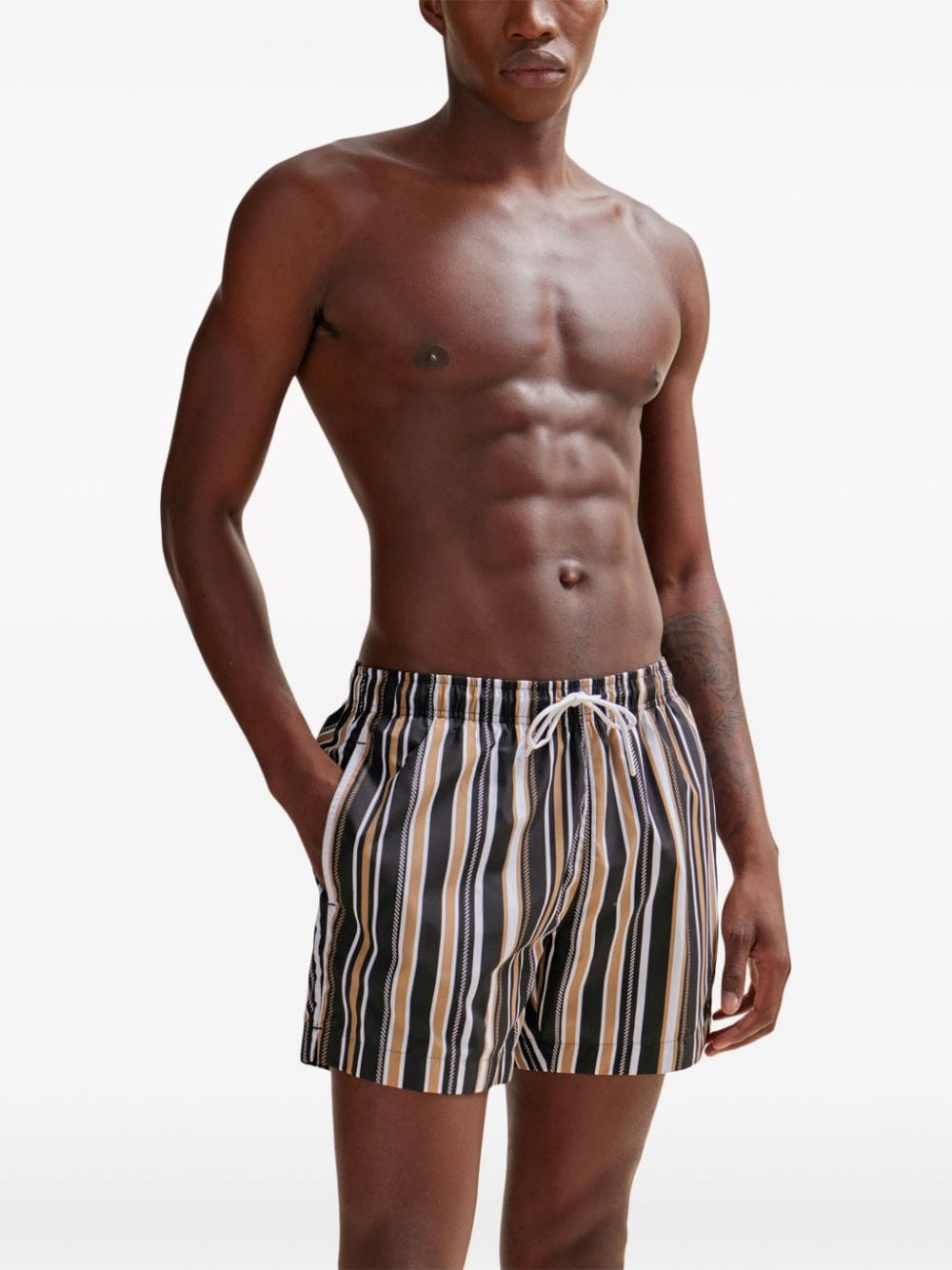 BOSS Shorts met logo-applicatie - Veelkleurig
