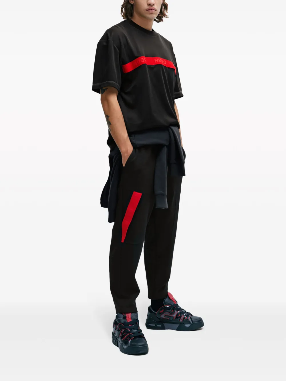HUGO Camiseta com logo e estampa de listras | Camisetas | Image 2