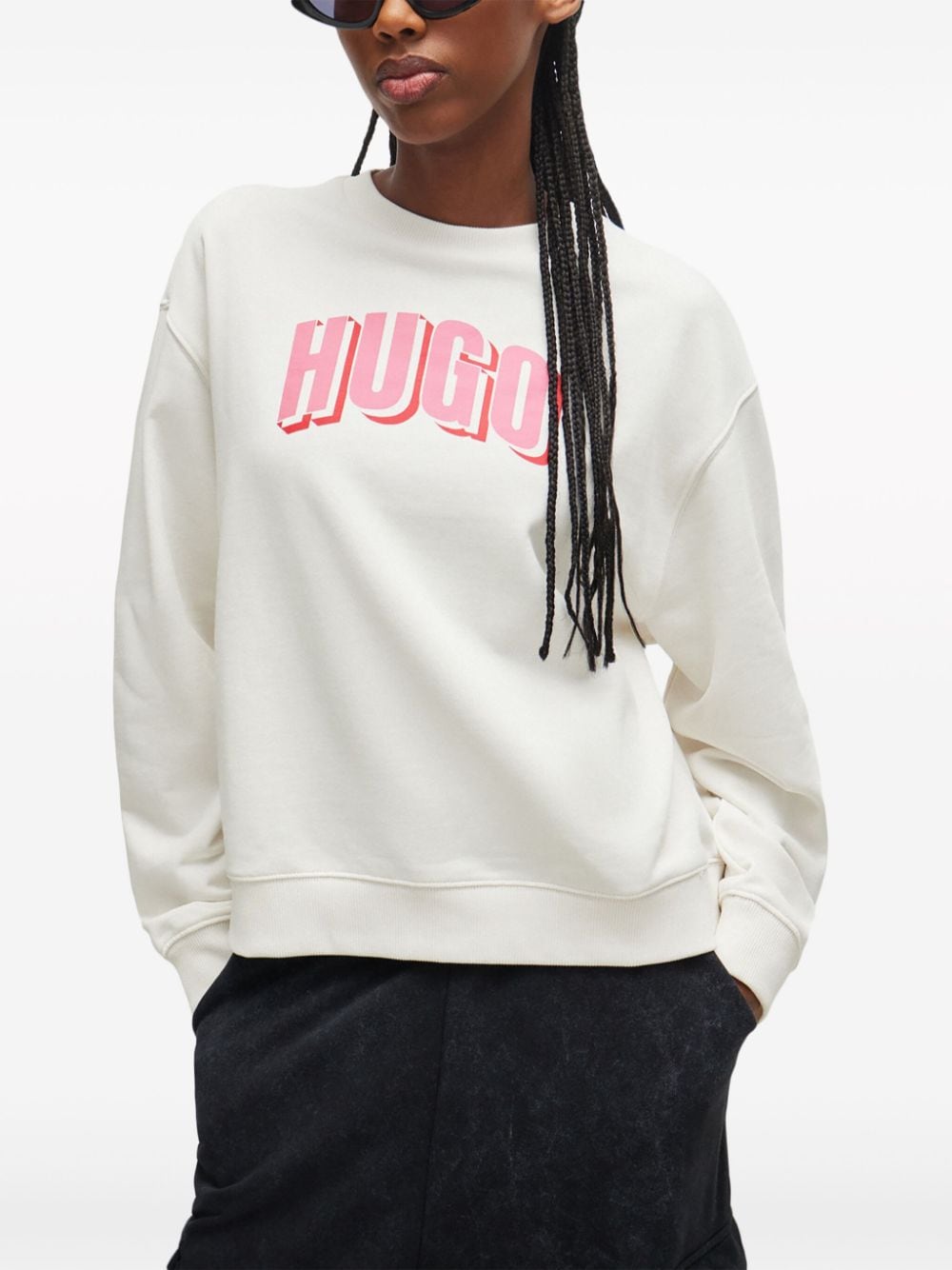HUGO Sweater van katoenblend met logoprint Wit