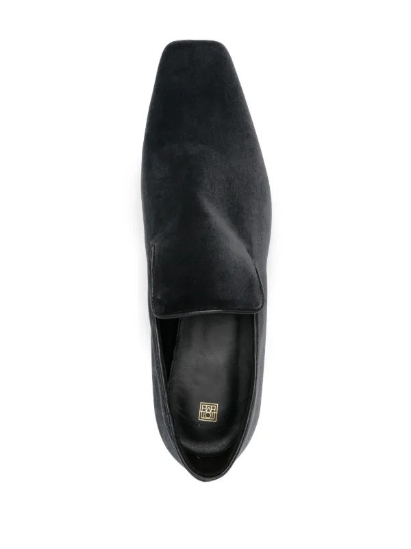 Velvet hot sale venetian loafer