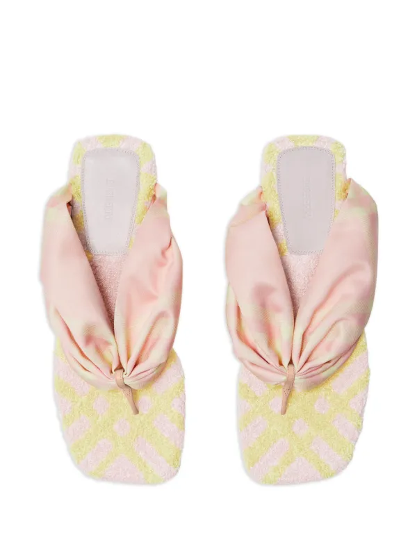 サンダル・ミュール BURBERRY Women Sandals 8102135C1914 PINK Burberry open-toe Flat Sandals | Pink | FARFETCH JO