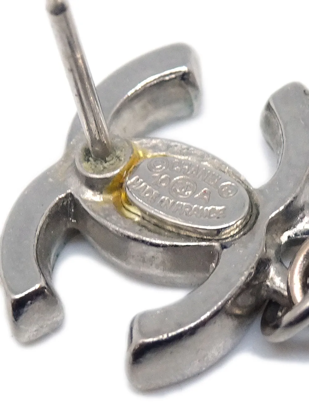 Pre-owned Chanel 2010 Cc Drop Earrings In Silver