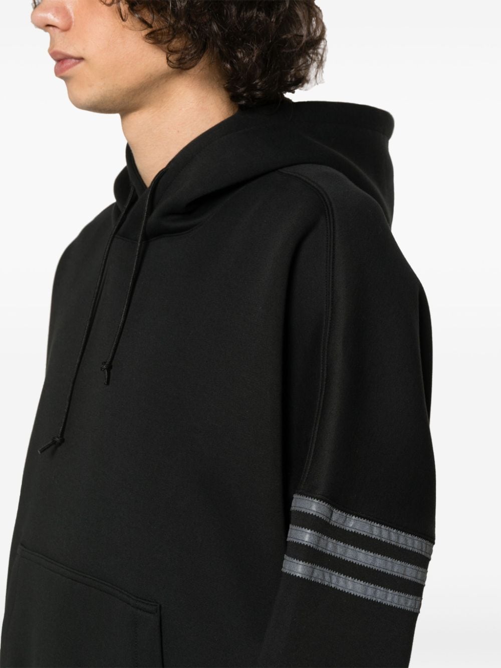 adidas Street Neuclassics hoodie Zwart