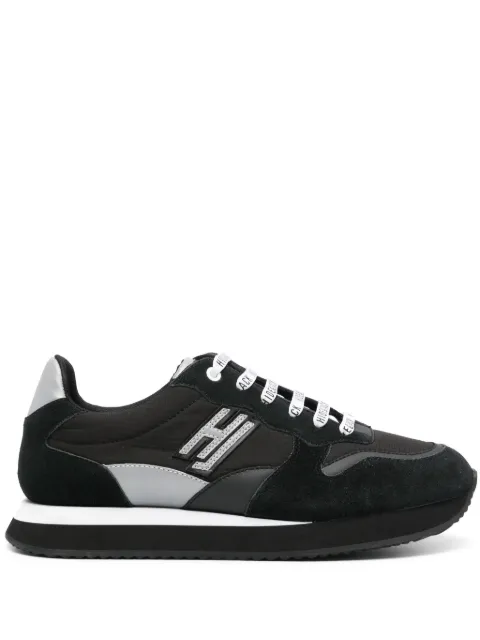 Hide&Jack tenis runinng Over