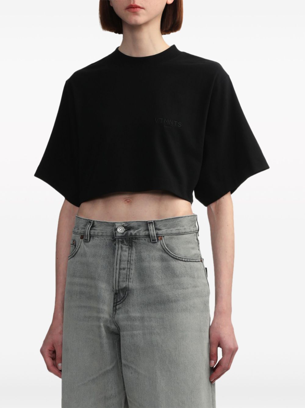 Shop Vtmnts Logo-embroidered Cropped T-shirt In Black