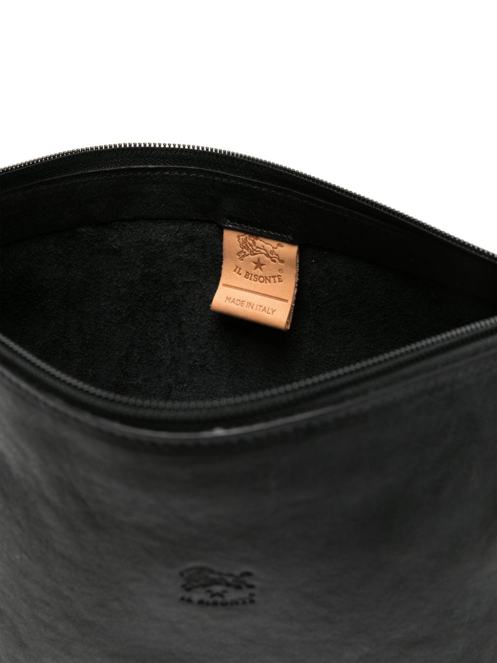 Shop Il Bisonte Salina Leather Shoulder Bag In Schwarz