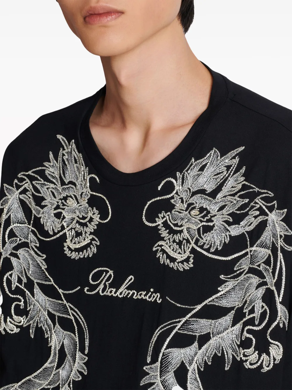 珍！Balmain 龍 ビーズとラインストーン刺繍 ドラゴンTシャツ Balmain ドラゴン Tシャツ | ブラック | FARFETCH JP