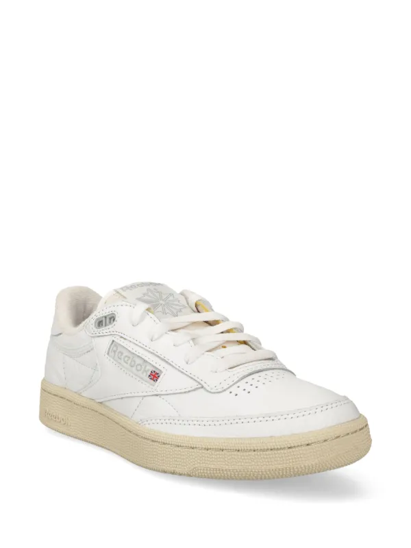 Reebok vintage white sneakers top