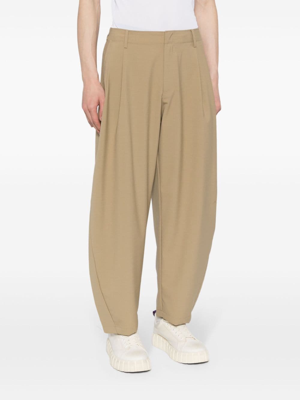 Shop Croquis Mid-rise Tapered Trousers In Braun