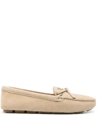 シューズ・サンダルその他 Prada Ecru suede moccasin with logo triangle Prada Enamel Triangle logo-plaque Suede Loafers | Neutrals