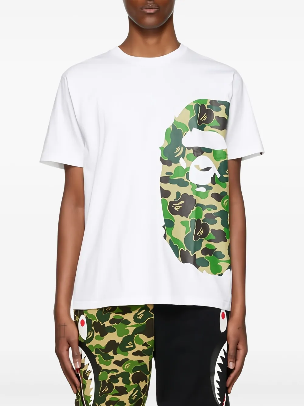 A BATHING APE Side Big Ape Head "ABC Camo" T-shirt Wit