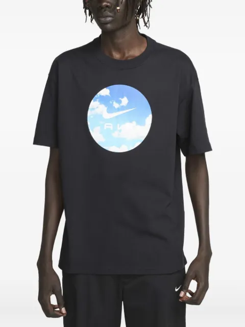 Nike graphic-print T-shirt