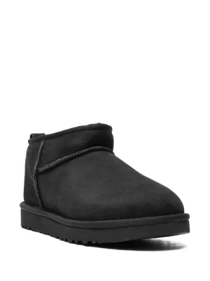 UGG アグCLASSIC ULTRA MINI PLATFORM 23cm Buy UGG Women's Classic Ultra Mini Platform Boot, Black, 5 at