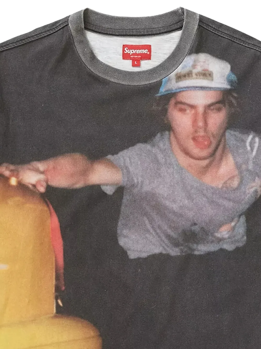 Supreme Dash Snow T-shirt | T-Shirts | Image 2