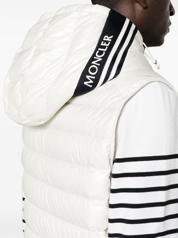 Moncler best sale white gilet