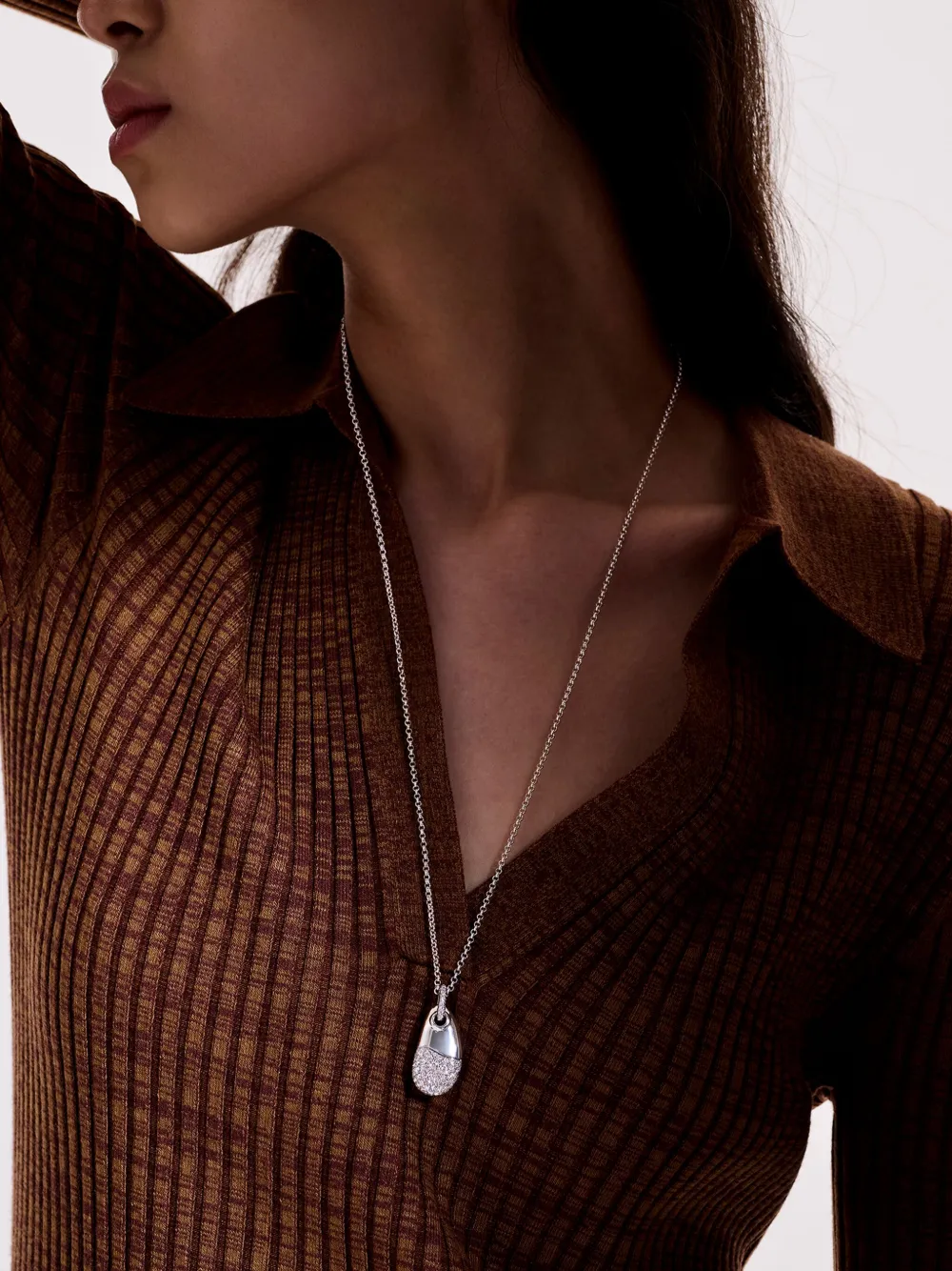 John Hardy Collana Pebble Pendant in argento sterling con diamanti bianchi | Image 6