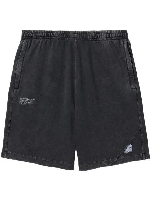 izzue shorts con parche del logo