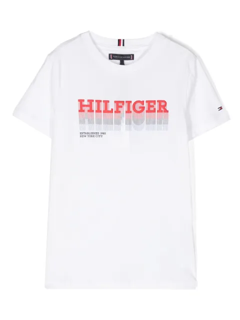 Tommy Hilfiger Junior playera con logo engomado