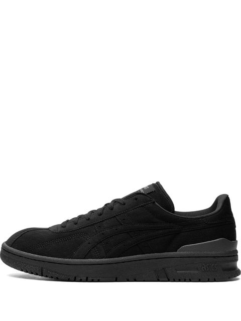 hype ASICS x Comme Des Garçons Shirt Vic NBD "Black Out" sneakers 