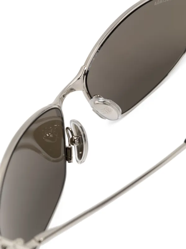 Balenciaga Eyewear oval-frame Sunglasses | Silver | FARFETCH BN display picture 1
