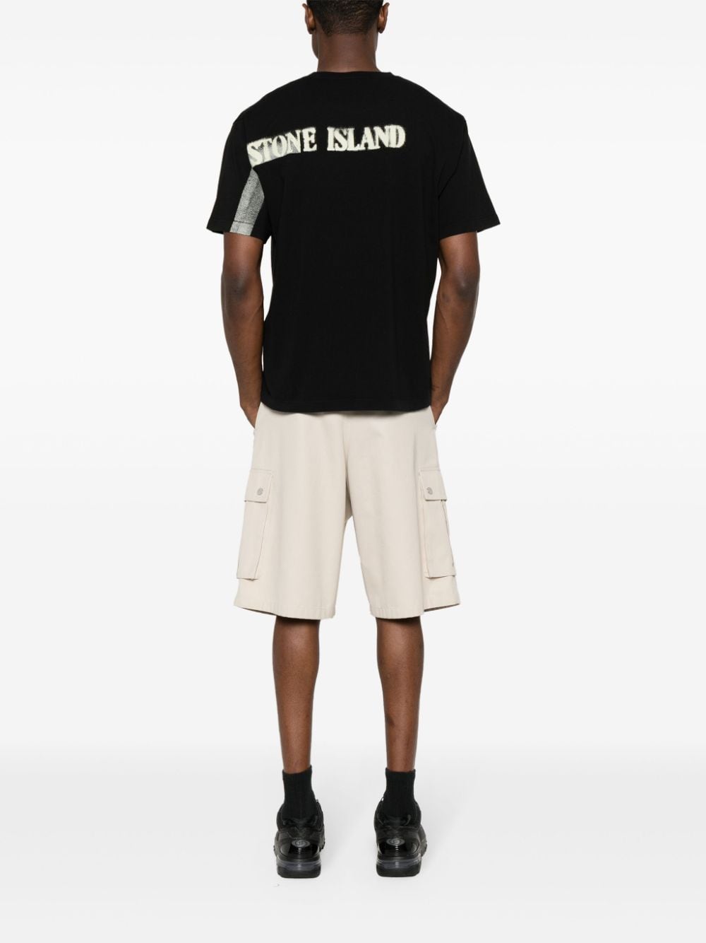 Stone Island T-shirt met logoprint - Zwart