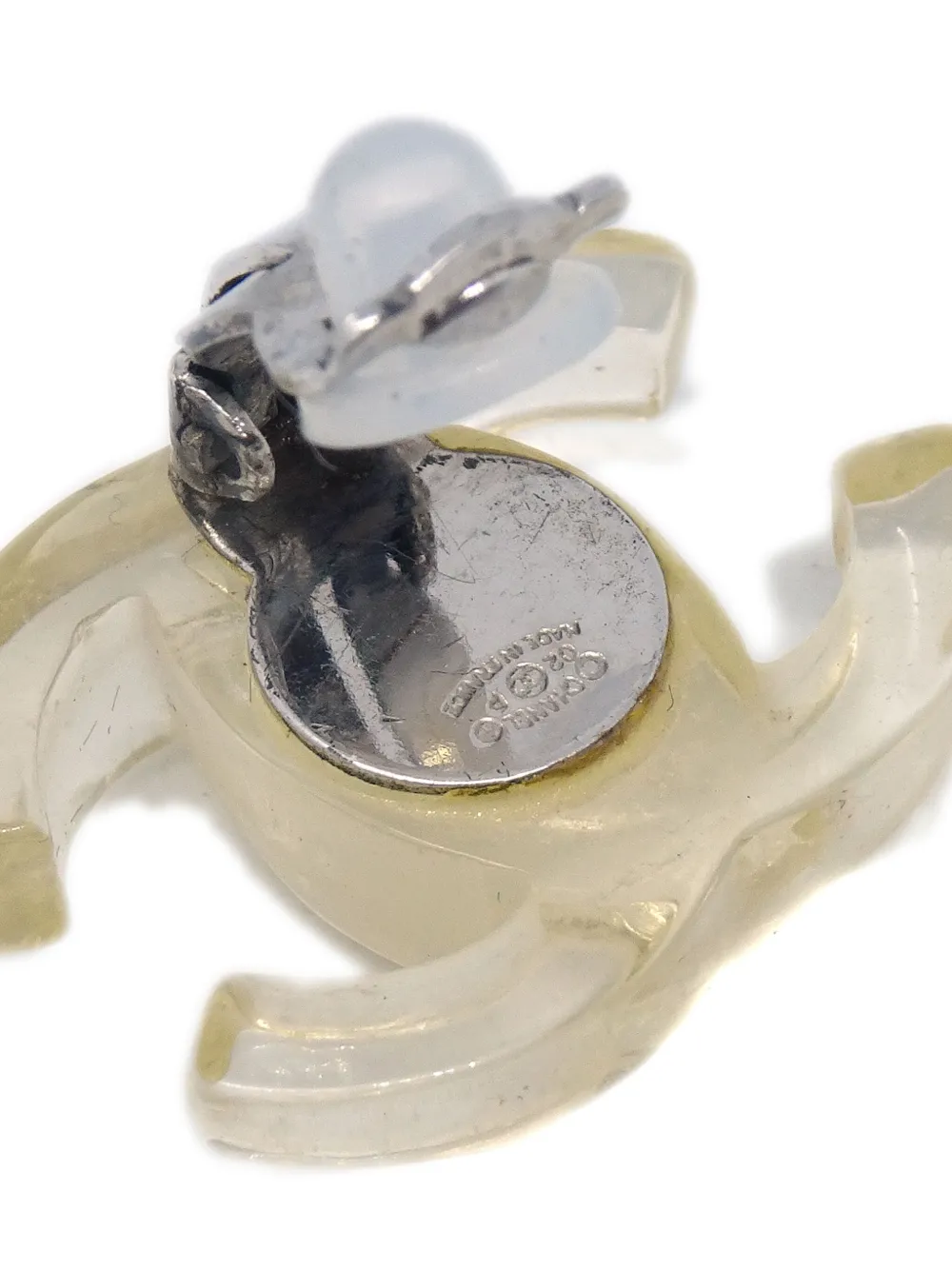 Pre-owned Chanel 2002 Transparent Design Cc-logo Clip-on Earrings In Gold