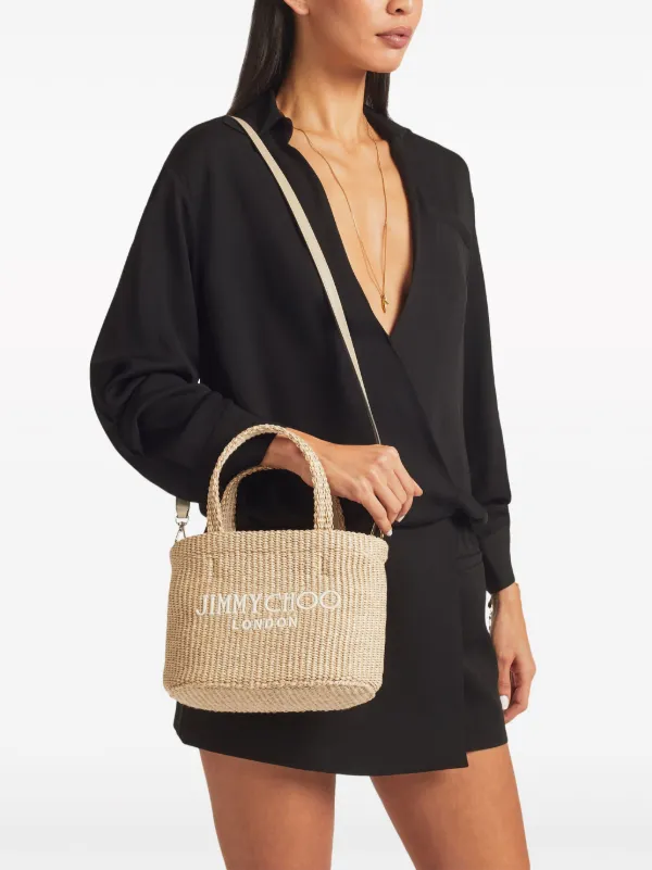 Jimmy Choo ロゴ ビーチバッグ ミニ | ニュートラル | FARFETCH JP Jimmy Choo ロゴ ビーチバッグ ミニ | ニュートラル | FARFETCH JP