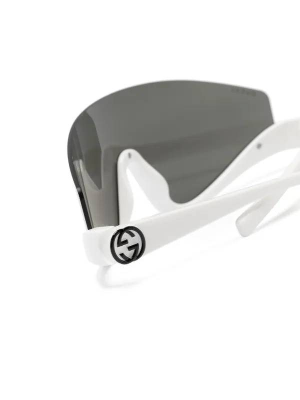 【美品】GUCCI サングラス ホワイト オーバル インターロッキング gg Gucci Eyewear インターロッキングG シールドサングラス | ホワイト