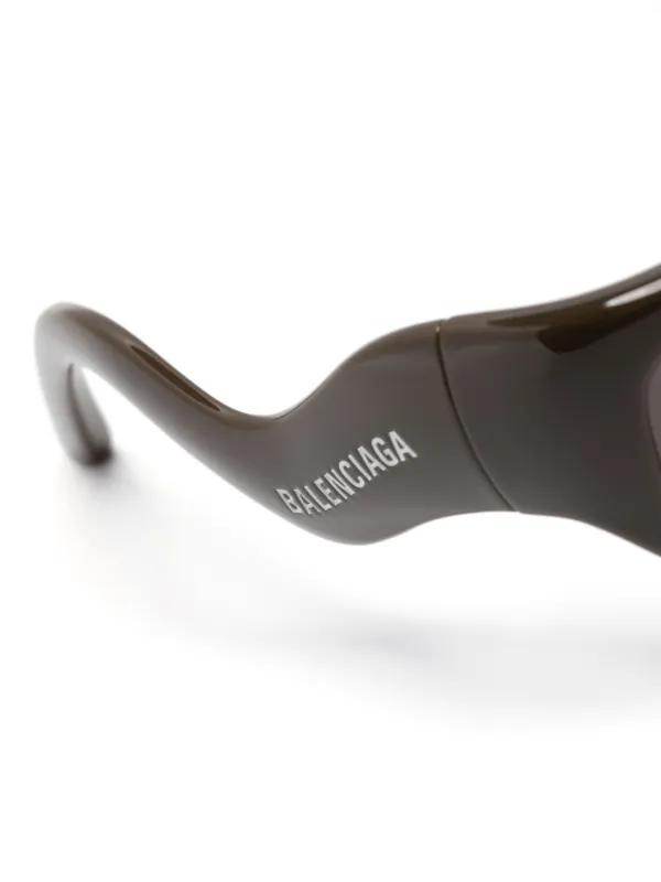 BALENCIAGA HAMPTONS RECTANGLE ブラック篠塚辰樹着用