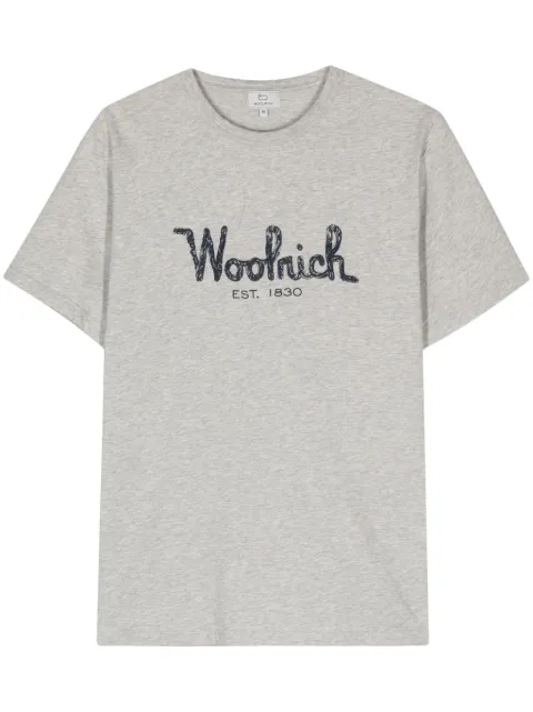 Woolrich playera con logo bordado