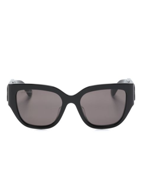 Balenciaga Eyewear logo-applique cat-eye-frame sunglasses Women