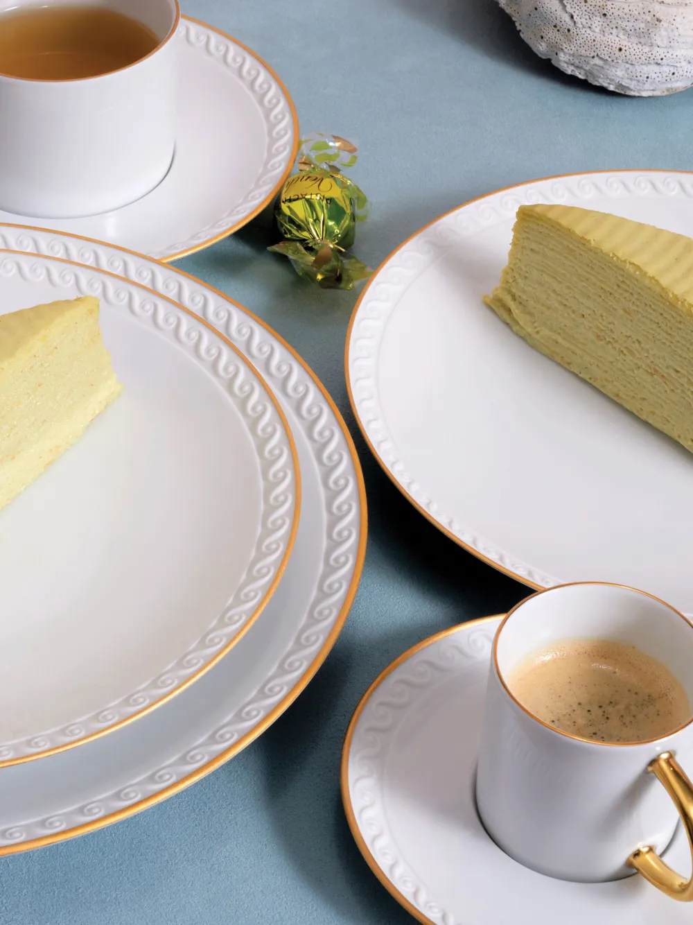 L'objet Neptune Porcelain Bread And Butter Plate In White