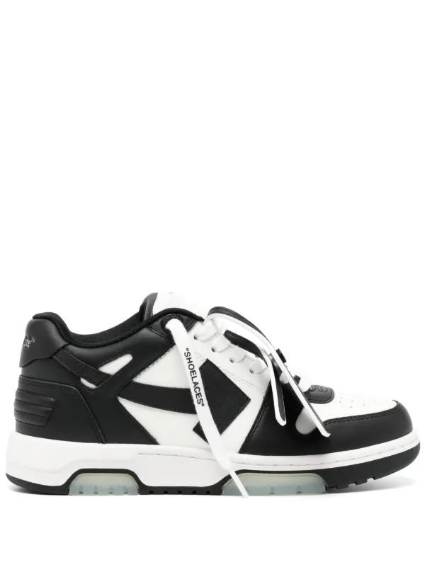 Off-White OWIA259F23LEA008 OUT OF OFFICE スニーカー Off-White Out Of Office スニーカー | ブラック | FARFETCH JP