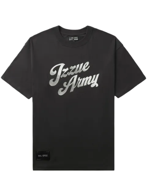 izzue playera con logo estampado