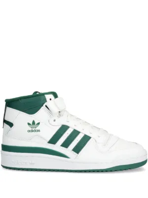 Scopri la nuova collezione di sneakers alte adidas uomo su FARFETCH