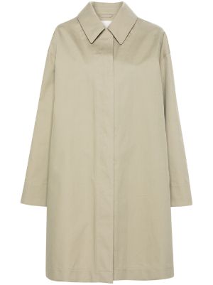 Closed collar clearance coat