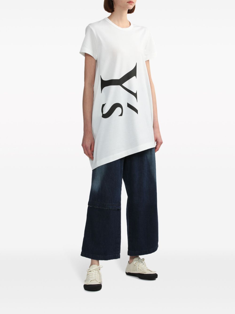 Shop Y's Logo-print Asymmetric-hem Cotton T-shirt In White