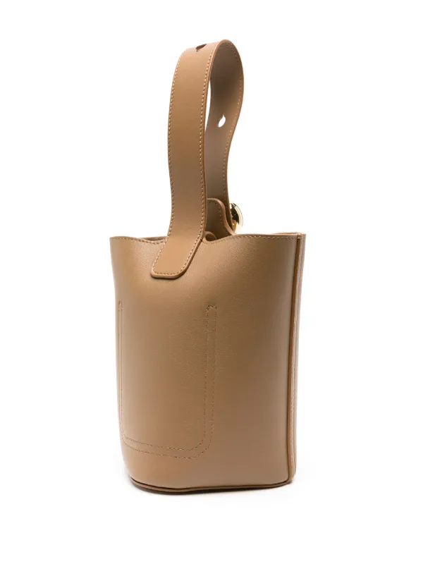 LOEWE レザー バケットバッグ | ブラウン | FARFETCH JP LOEWE レザー バケットバッグ | ブラウン | FARFETCH JP