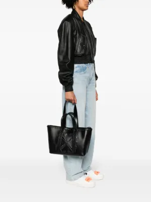 Off-White(オフホワイト)デイ オフ トートバッグ(SALE!国内発送) Off-White(オフホワイト)ウィメンズ トートバッグ - FARFETCH