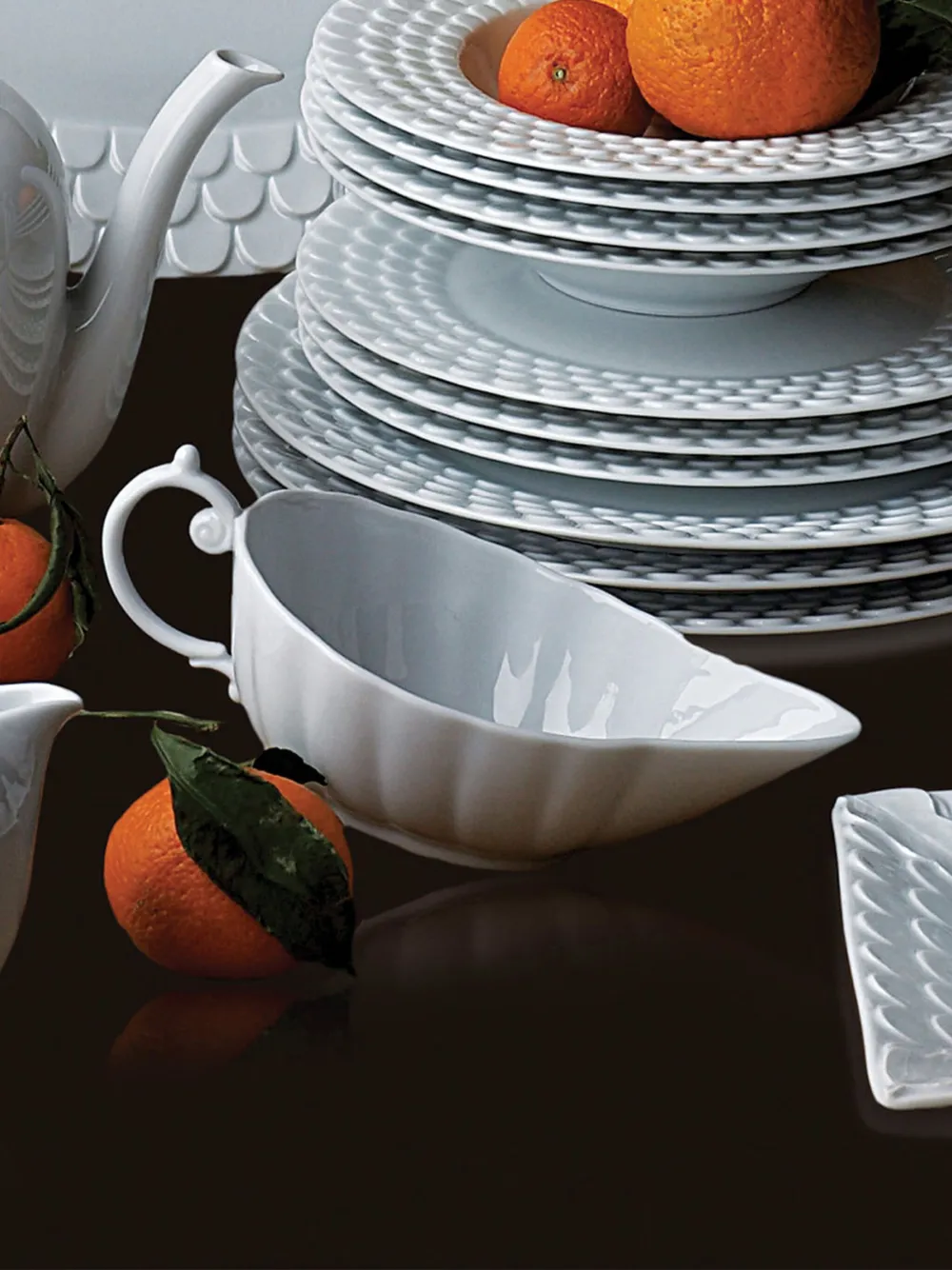 L'Objet Aegean sauce boat (8cm x 20cm) | Serveware | Image 2